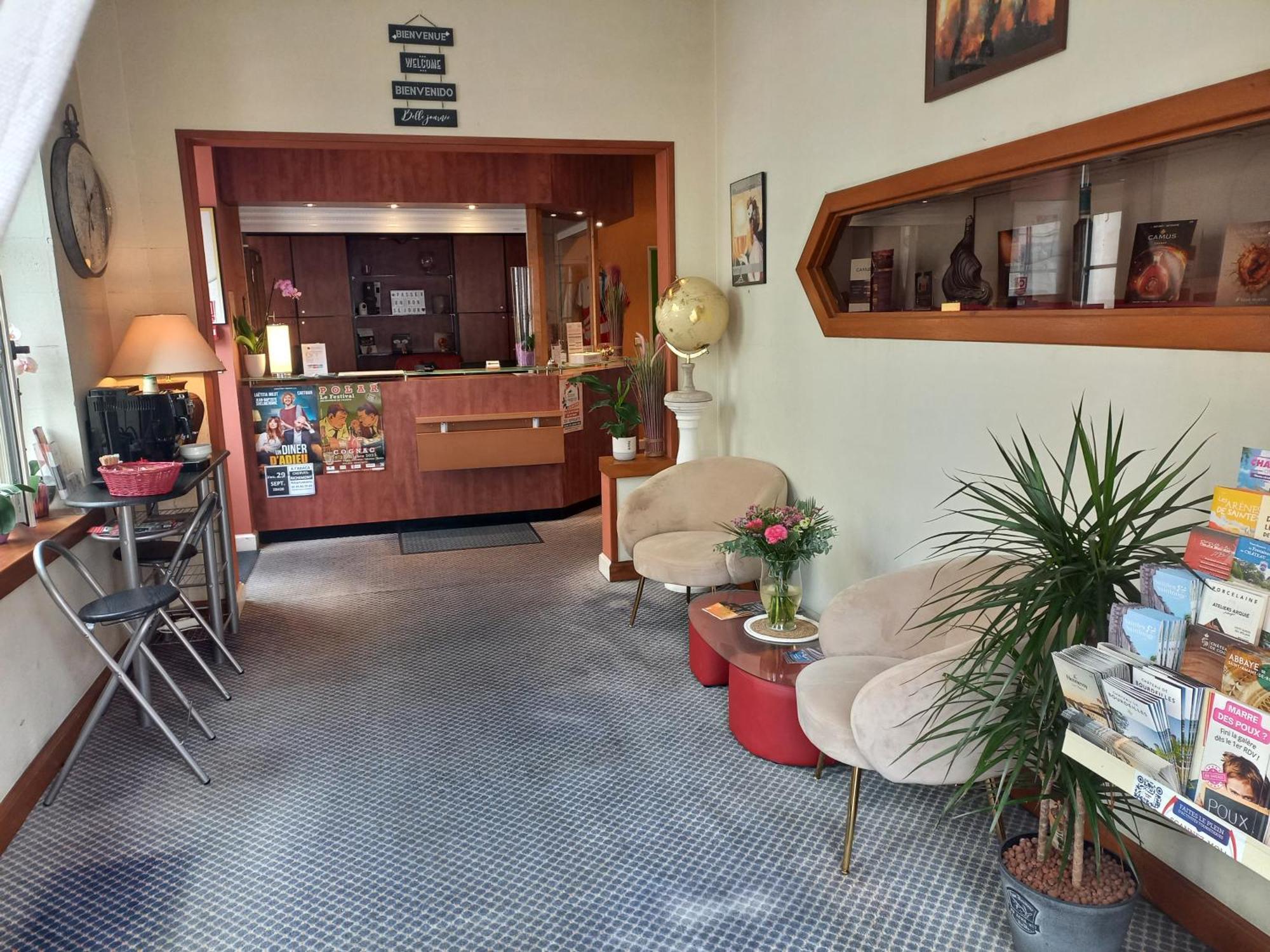 Hôtel La Résidence Cognac Esterno foto